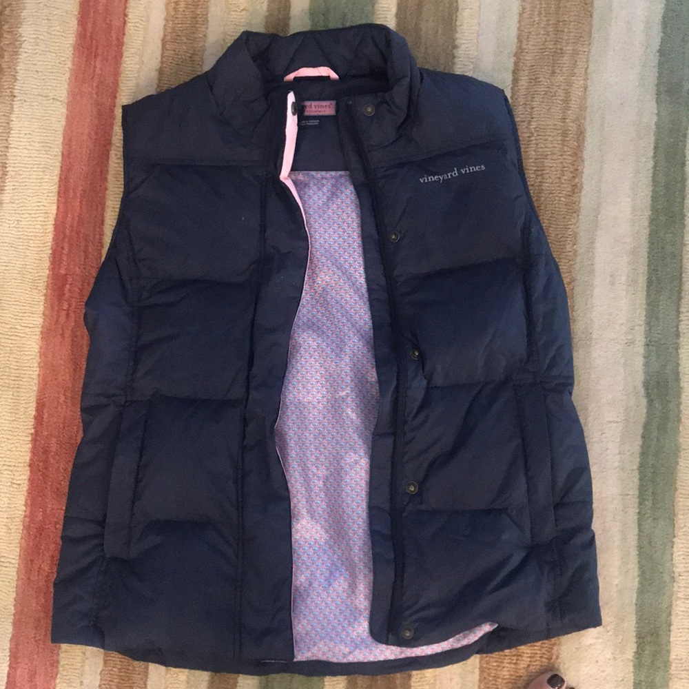 Vineyard vines quilted vest